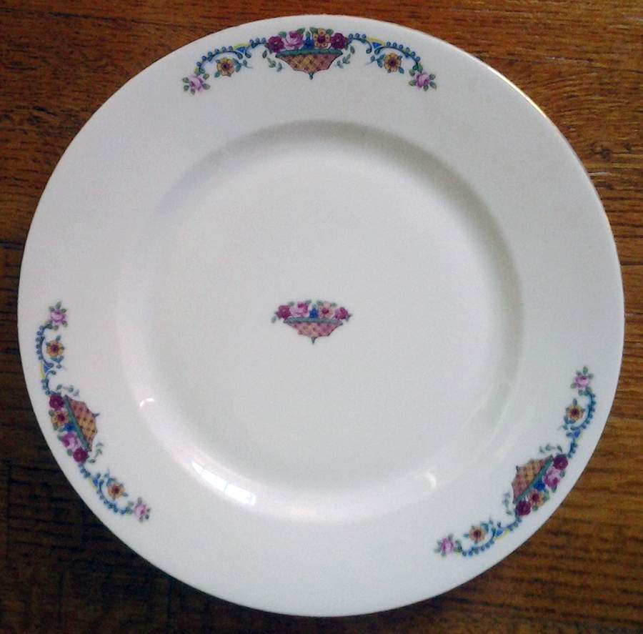 FAN123 Dinner Plate by France-1