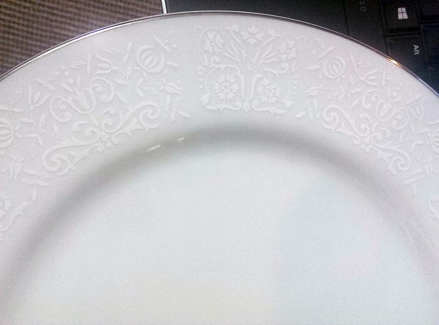 Damask Dinner Plate by Fine China of Japan-1