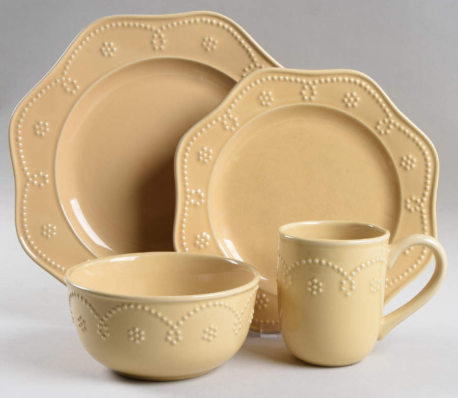 Fontinella Yellow 4 Piece Place Setting by Food Network-1