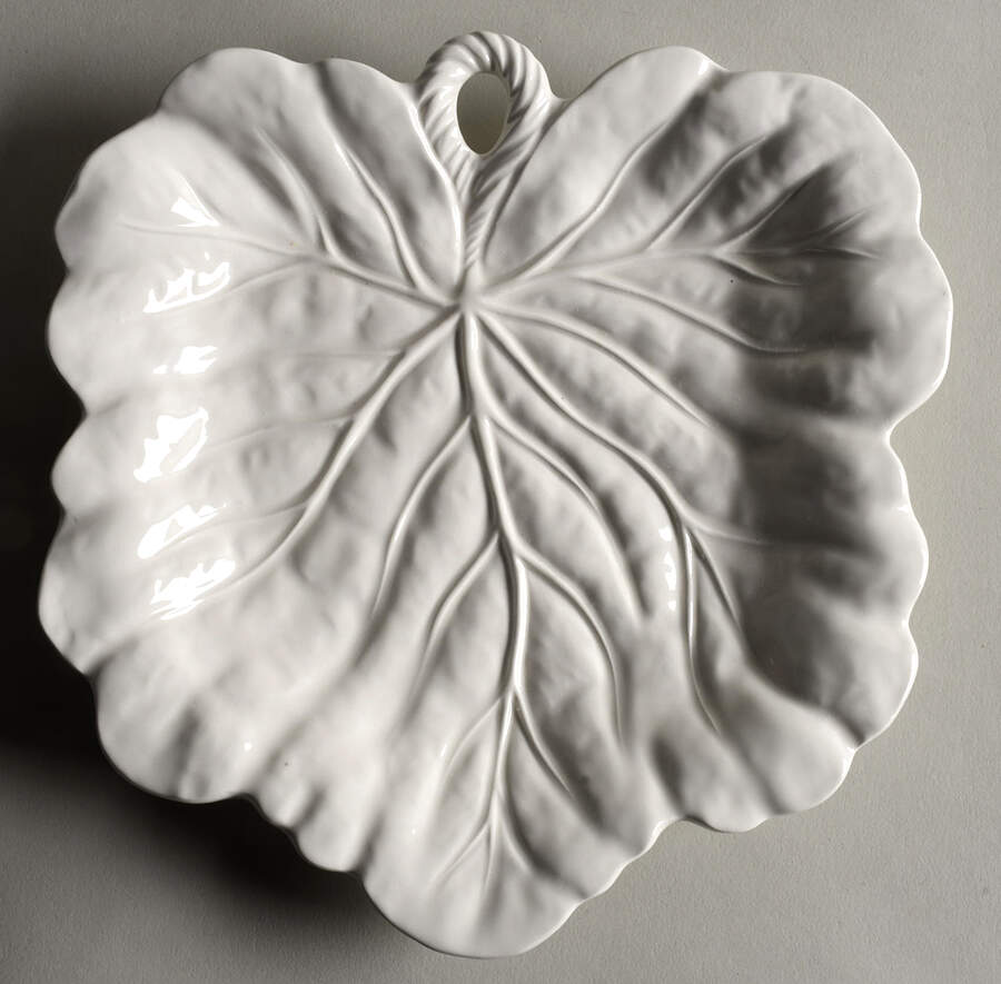Bristol Figural Canape Plate by Fitz & Floyd-1