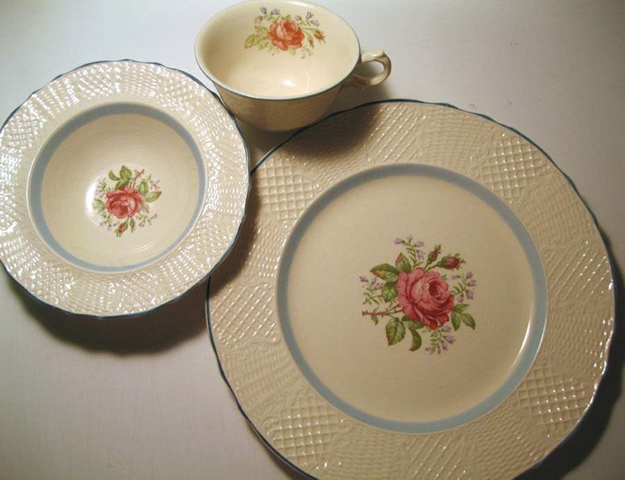 FON139 Dinner Plate by Fondeville-1