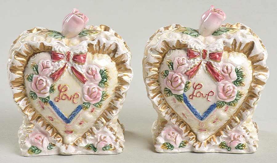 Sweetheart Salt & Pepper Set by Fitz & Floyd-1