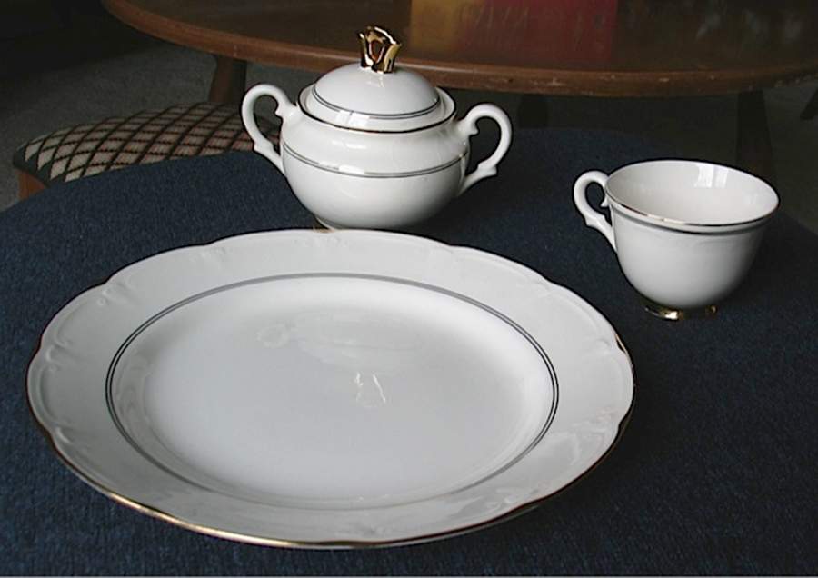 FIG38 Dinner Plate by Figgjo (Norway)-1