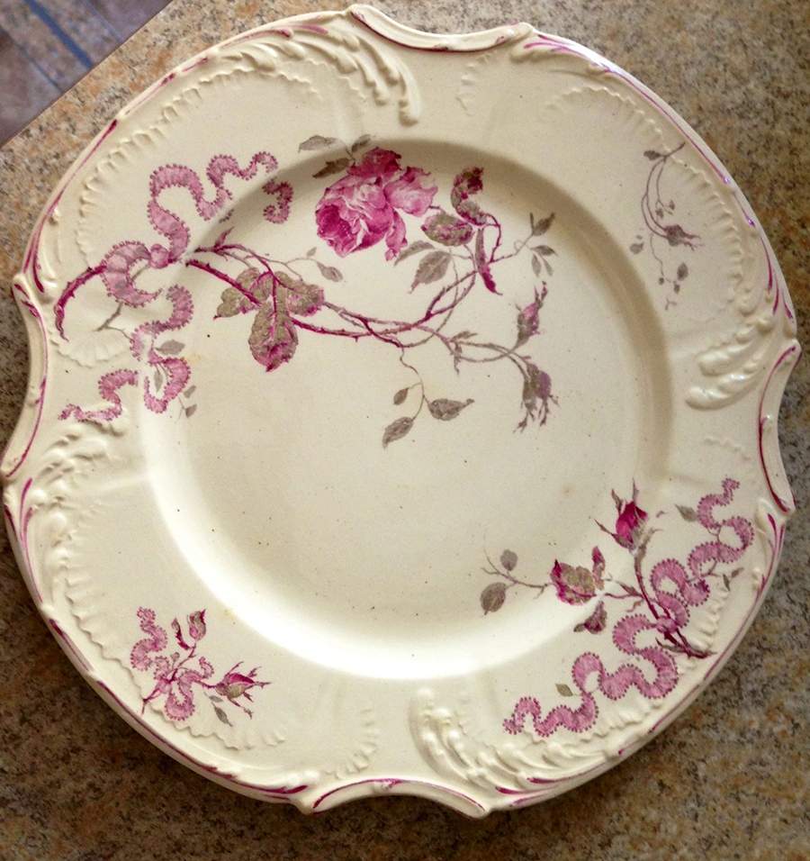 Versaille Dinner Plate by Faiencerie De Gien-1