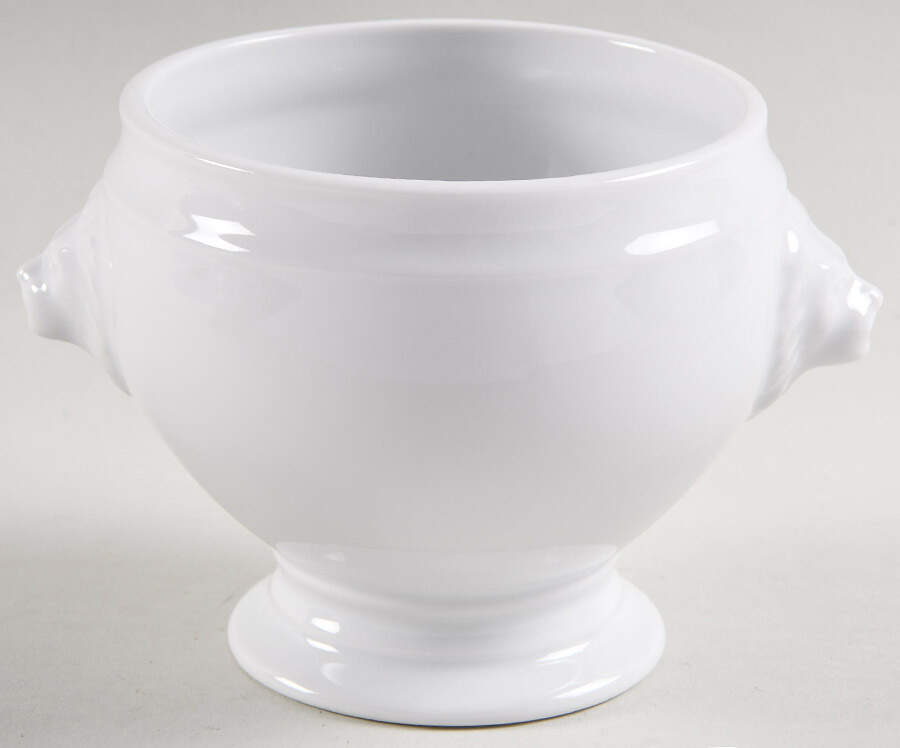 Maria Footed Lion's Head Soup Bowl by The French Chefs-1