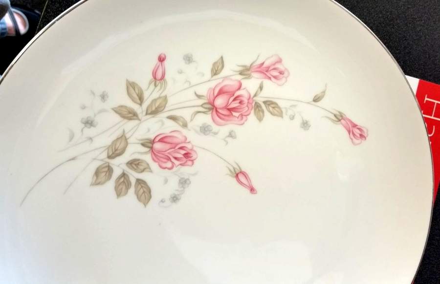 Rosemont Dinner Plate by Fine China of Japan-1
