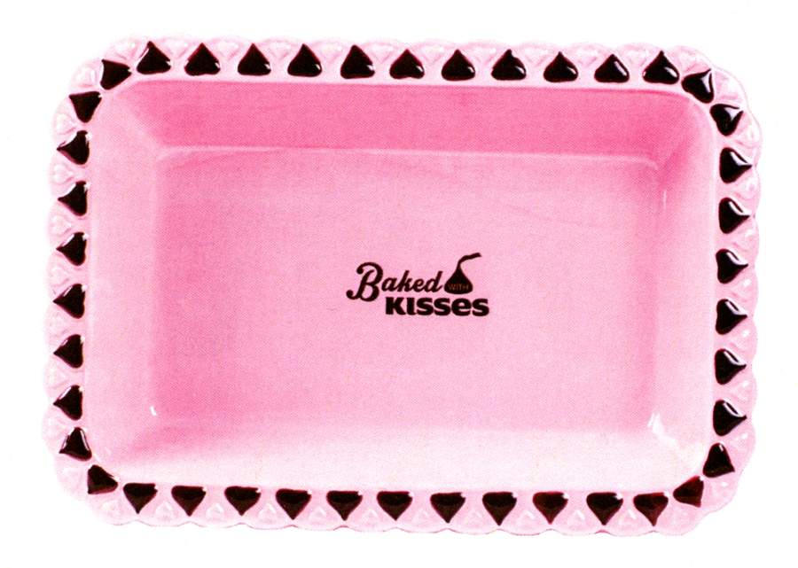 Quilted Kisses Cake Pan by Fitz & Floyd-1