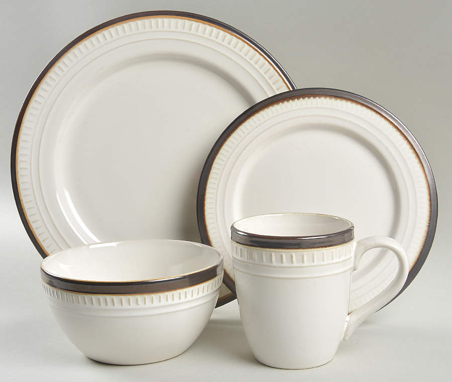 Biscotti White 4 Piece Place Setting by Food Network-1