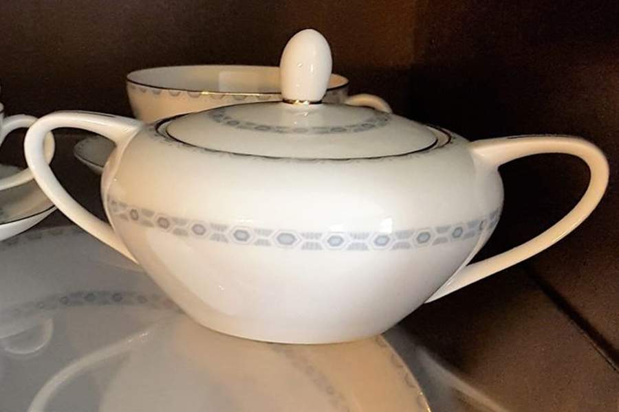 Granada Sugar Bowl & Lid by Fine China of Japan-1