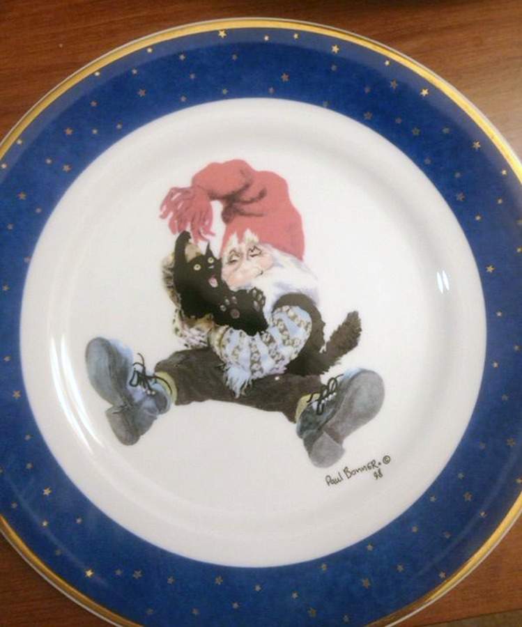 FAV94 Luncheon Plate by Favolina-Karolina-1