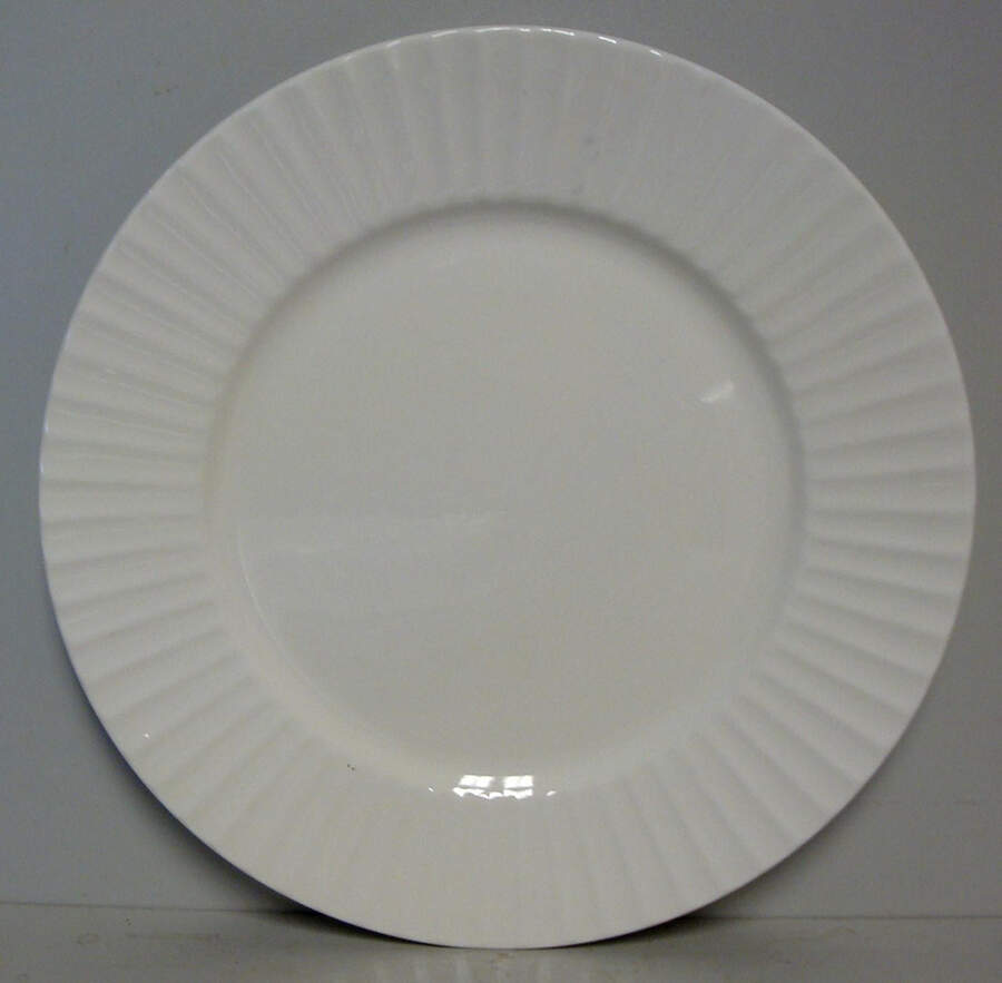 Scallop Dinner Plate by Food Network-1