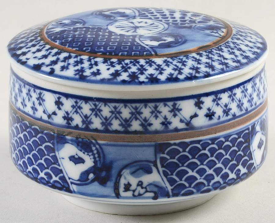 Shonzui 4" Round Box & Lid by Fitz & Floyd-1