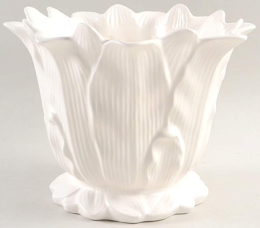 Petite Fleur 7" Cachepot by Fitz & Floyd-1