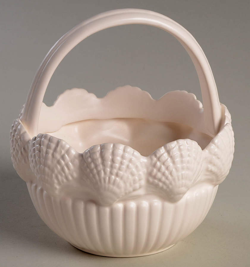 Classic Shell 5" Handled Basket by Fitz & Floyd-1