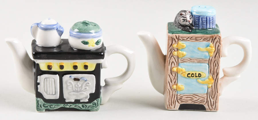 Movers and Shakers Figural Salt & Pepper Set by Fitz & Floyd-1