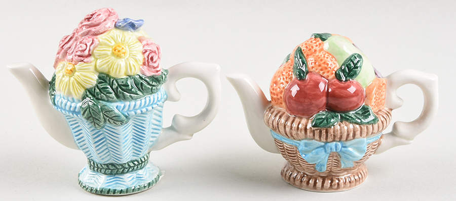 Movers and Shakers Figural Salt & Pepper Set by Fitz & Floyd-1