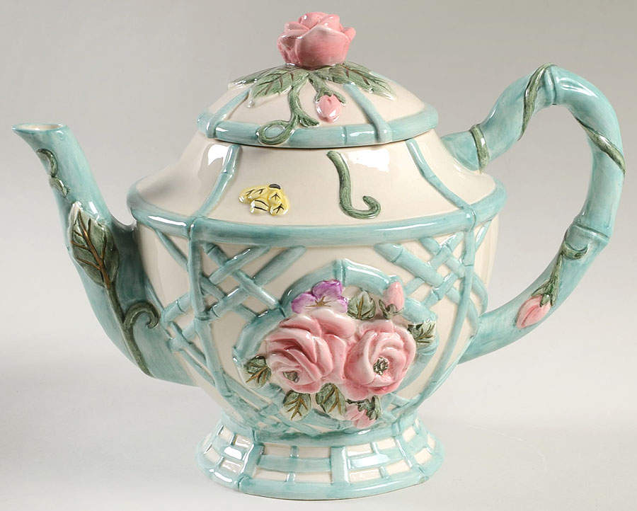 Brittany Teapot & Lid by Fitz & Floyd-1