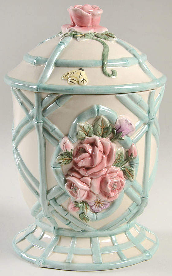 Brittany Large Canister & Lid by Fitz & Floyd-1
