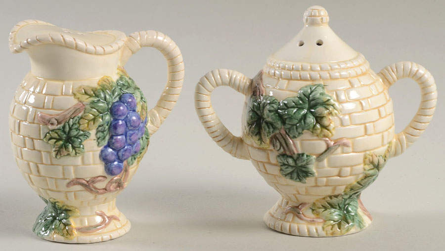 Sonoma Grapes Salt & Pepper Set by Fitz & Floyd-1