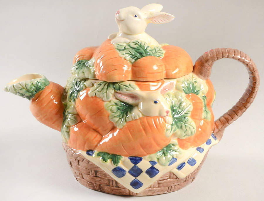 Carrot Patch Teapot & Lid by Fitz & Floyd-1
