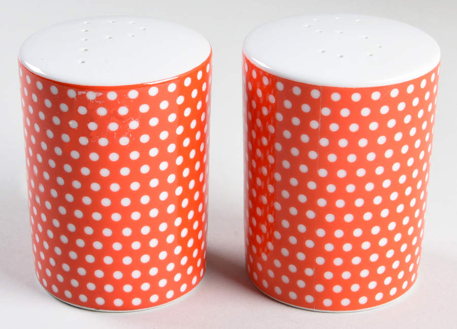 FIT151 Stove Top Salt & Pepper Set by Fitz & Floyd-1