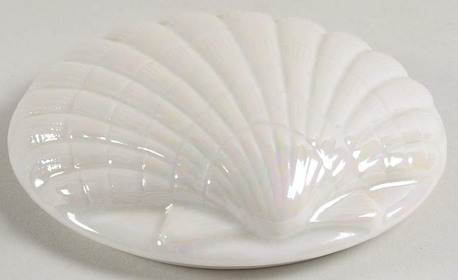 Shell  Putty Lustre Shell Shaped Box, Lid Only by Fitz & Floyd-1
