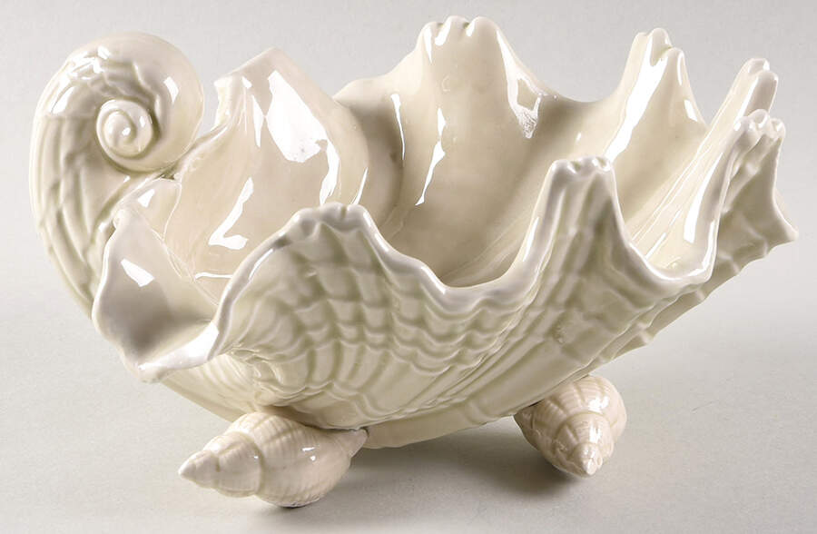 Shell  Putty Lustre 7" Shell Shaped Bowl by Fitz & Floyd-1