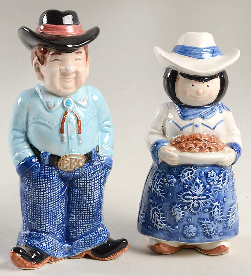 Bubba Que Salt & Pepper Set by Fitz & Floyd-1