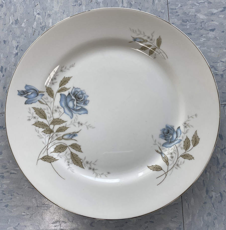 Majestic Dinner Plate by Fine China of Japan-1