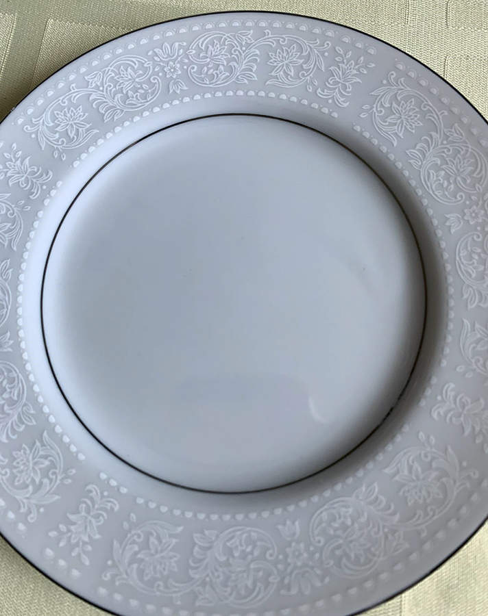 Delmin Dinner Plate by Fine China of Japan-1