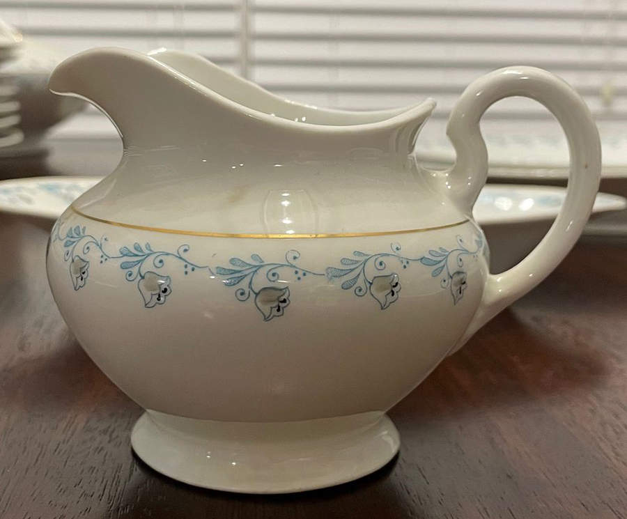 FRA69 Creamer by Fraureuth-1