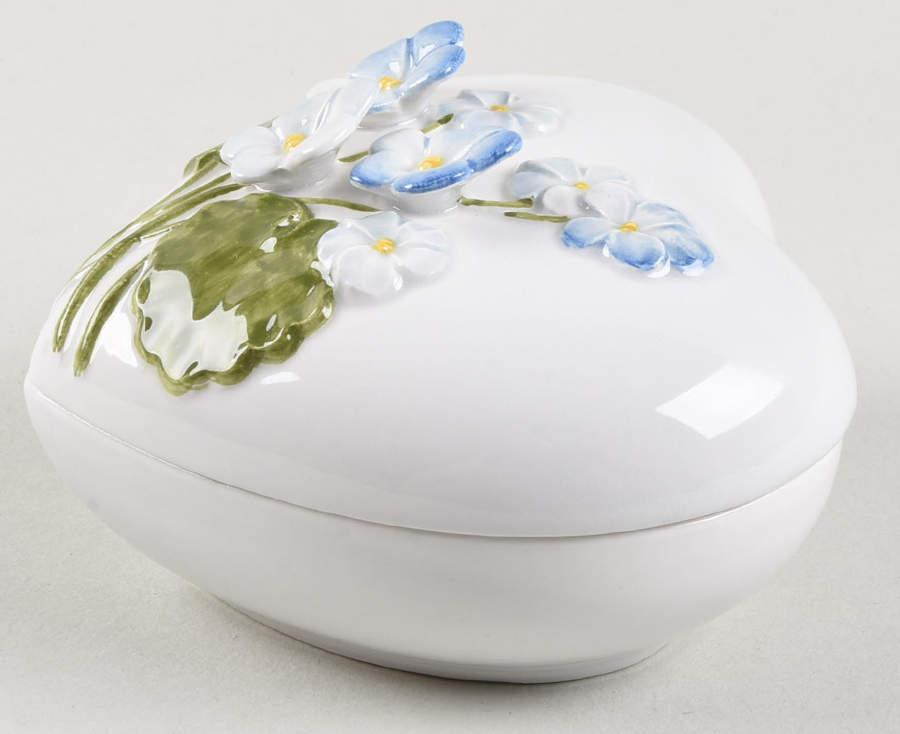 FIT169 Heart Shape Box & Lid by Fitz & Floyd-1