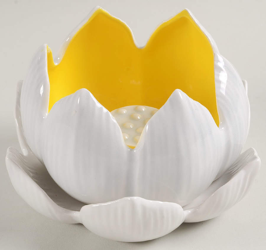 Lotus 5" Ashtray by Fitz & Floyd-1
