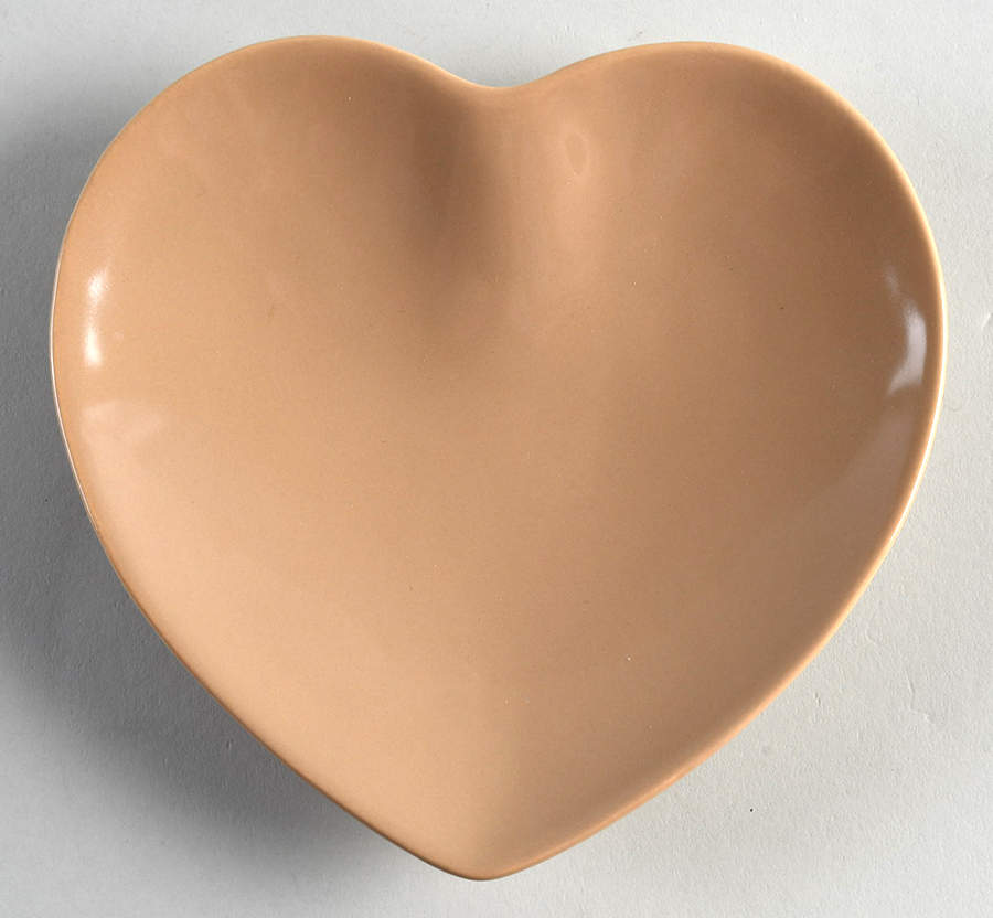 FIT184 Heart Plate by Fitz & Floyd-1