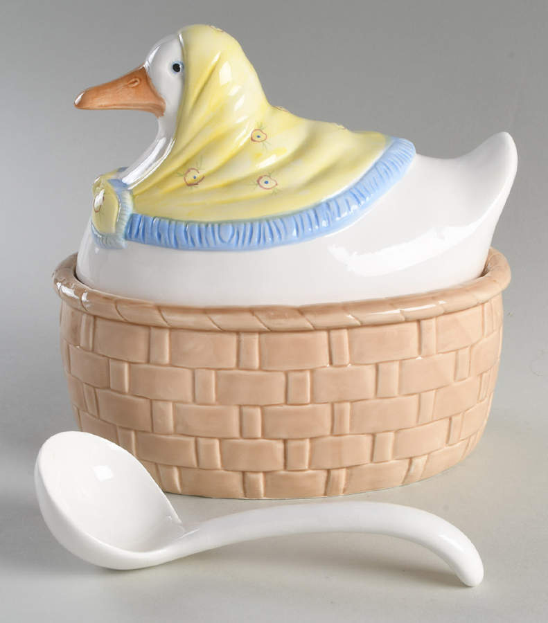 Nesting Hen Small Tureen w/Lid & Ladle by Fitz & Floyd-1