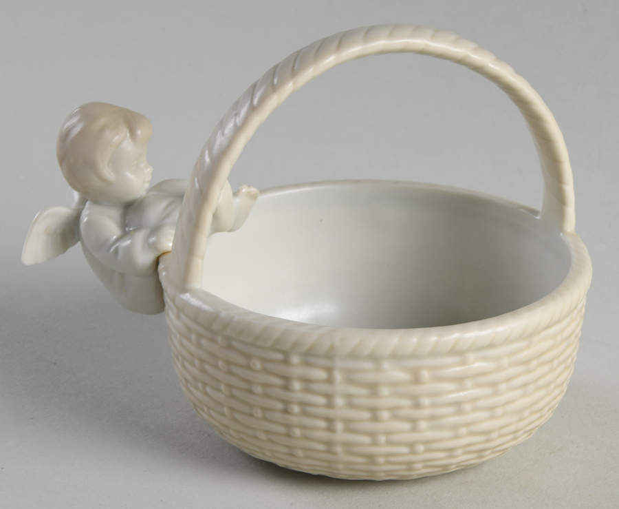 Baskets 3" Handled Basket by Fitz & Floyd-1