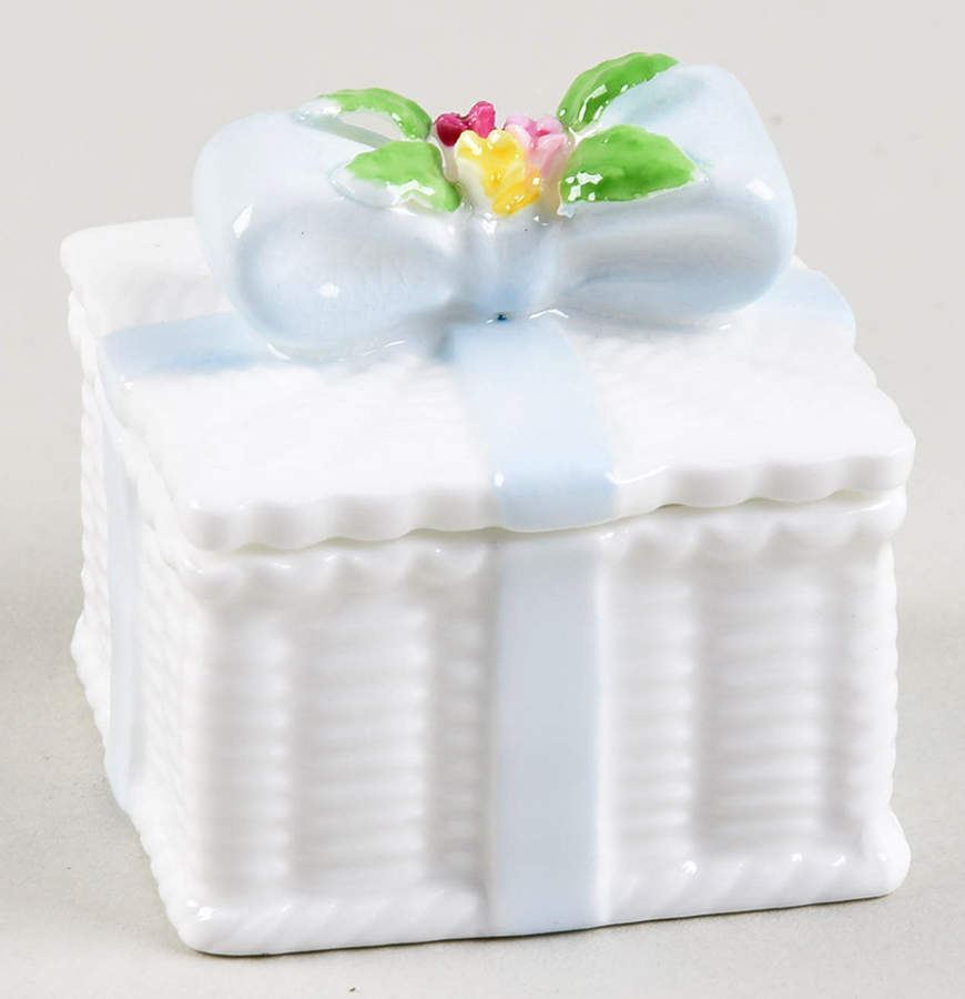 FIT209 Trinket Box with Lid by Fitz & Floyd-1