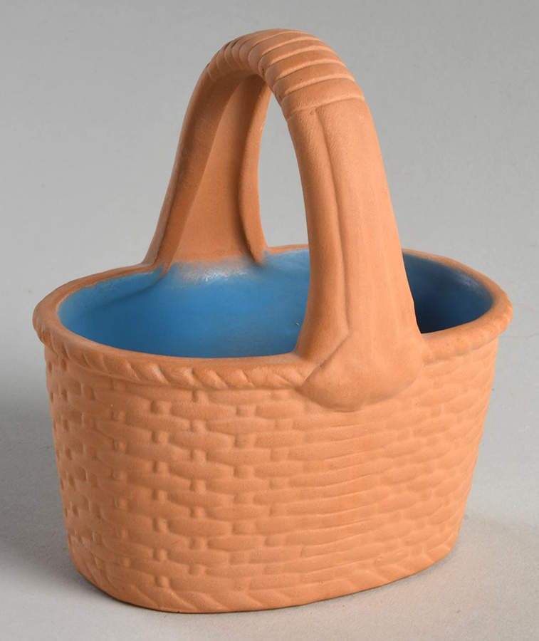 FIT222 4" Handled Basket by Fitz and Floyd-1