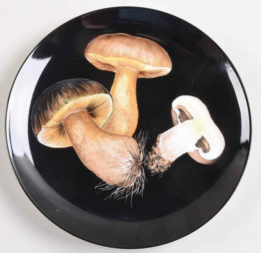 Legumes Noir Salad Plate by Fitz & Floyd-1