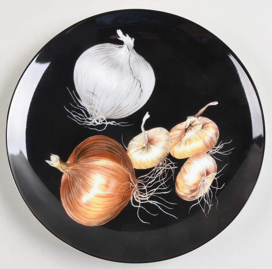 Legumes Noir Salad Plate by Fitz & Floyd-1