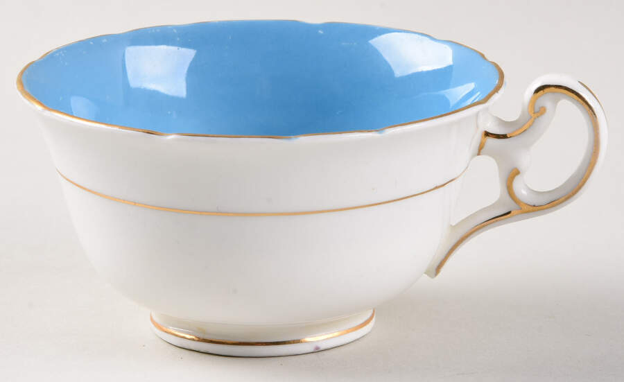 V2489 Footed Cup by Foley-1
