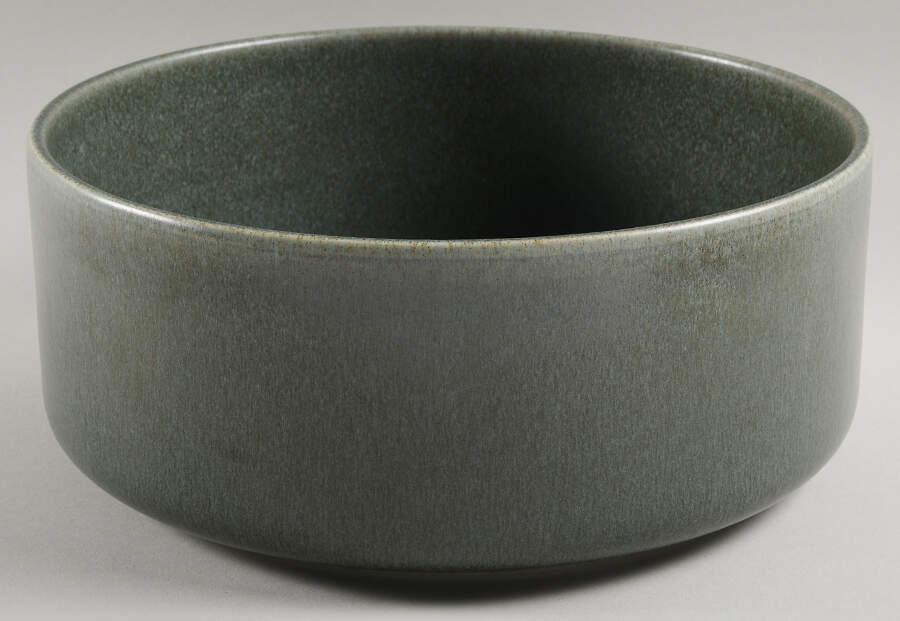 FOP9 9" Round Serving Bowl by Fapor (Portugal)-1