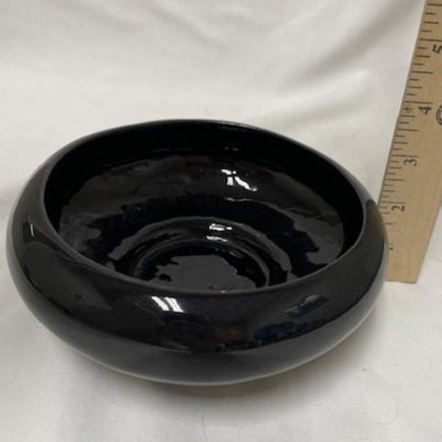 Plainsman Onyx Black Cupped Bowl by Frankoma-1