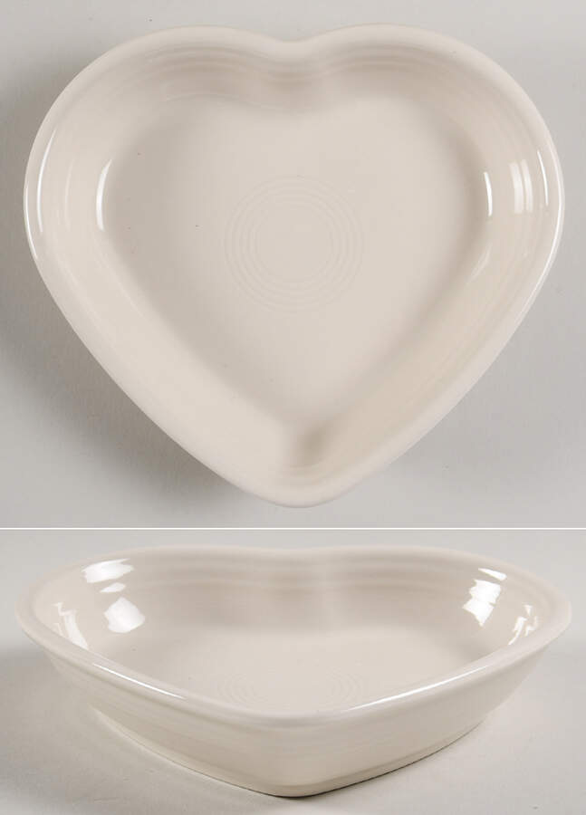 Fiesta Linen (Intro 2025) 7" Heart Shaped Bowl by Fiesta Tableware Company-1