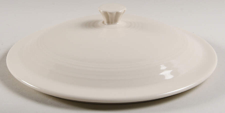 Fiesta Linen (Intro 2025) Lid for 2.5 Qt Round Casserole by Fiesta Tableware Company-1