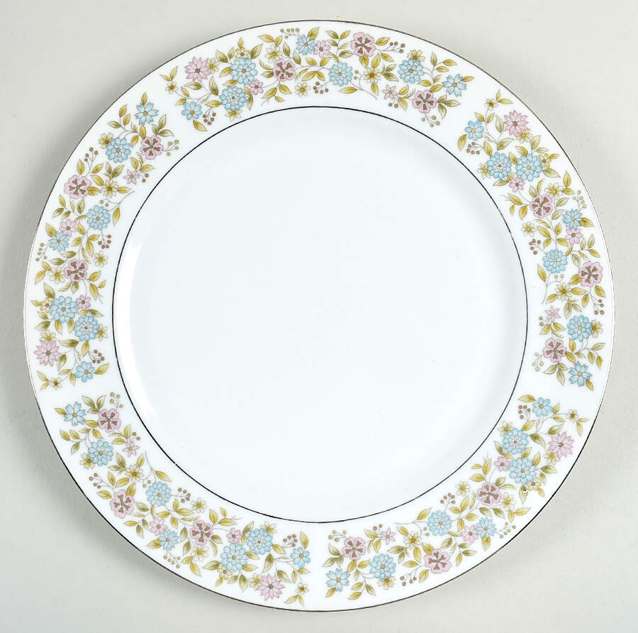 Doris Dinner Plate by Fine China of Japan-1
