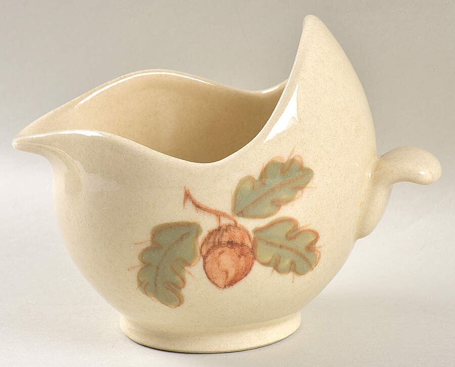 Acorn Gravy Boat by Gabriel-1