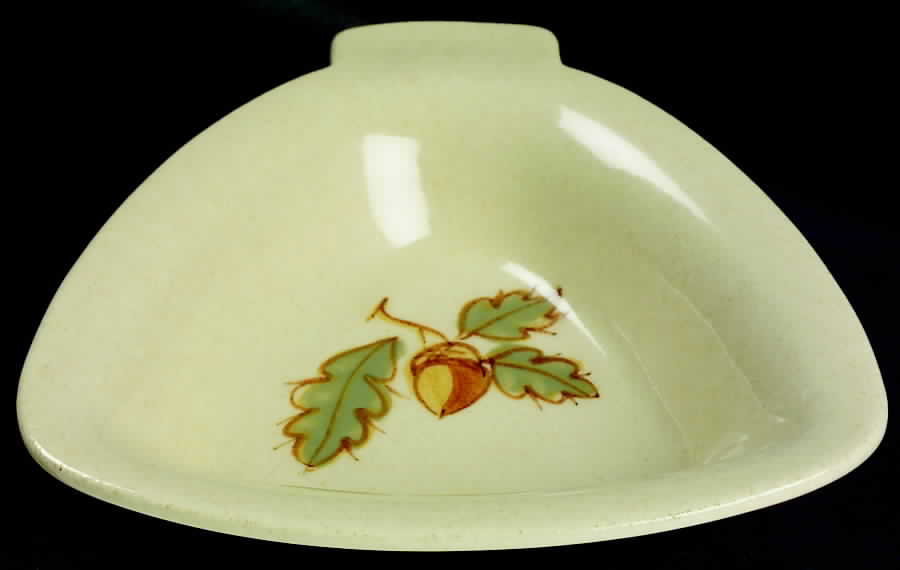 Acorn Small Triangular Dish by Gabriel-1