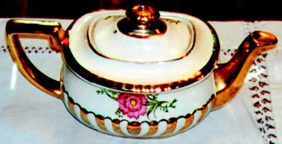 GBS1 Teapot & Lid by Gibson & Sons-1