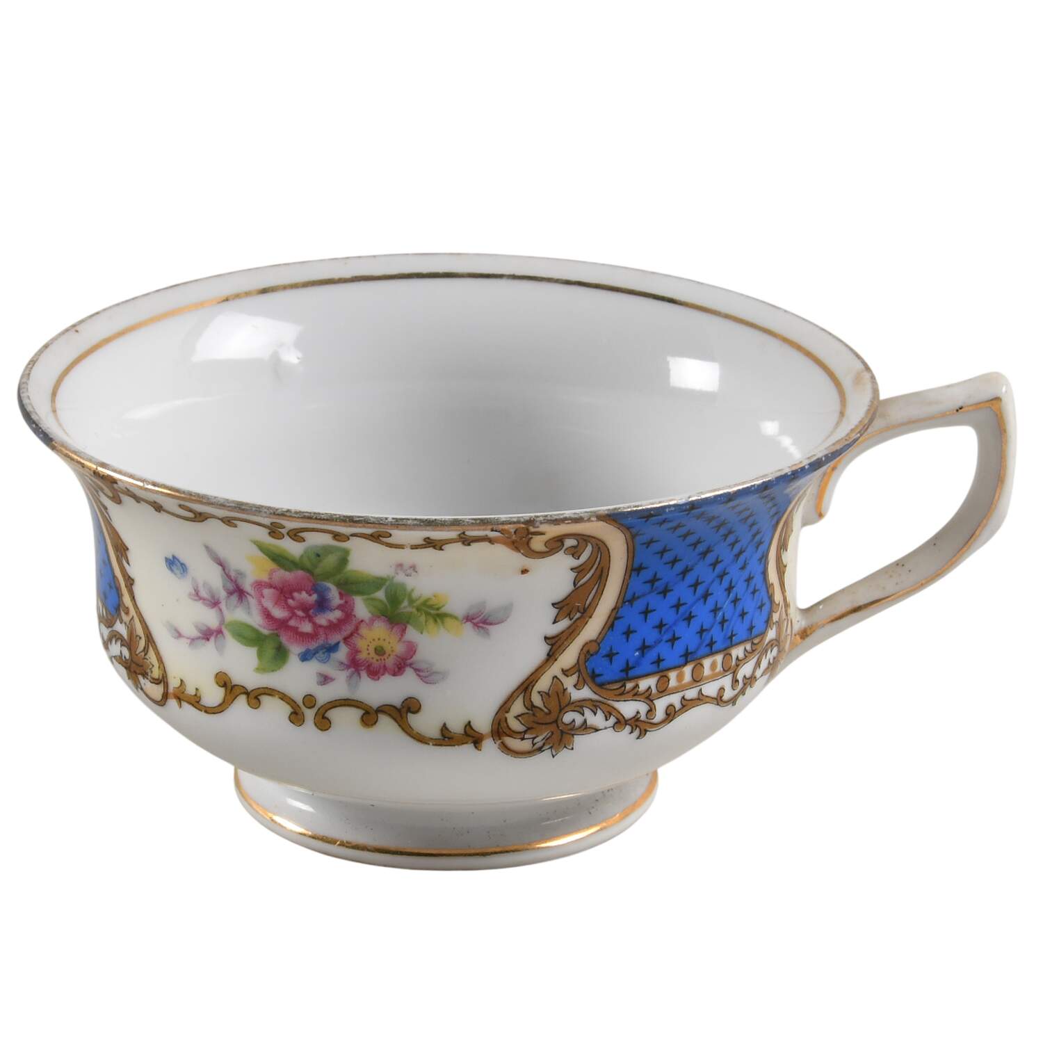 GCA2 Footed Cup by Gold Castle-1